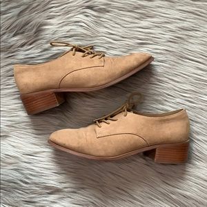 Tan Oxford Shoes - 9
